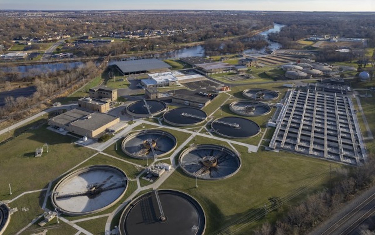 Calculating wastewater treatment plant construction costs